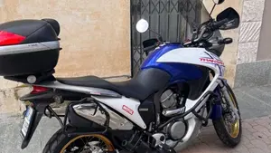 Honda Transalp XL 700 V (2007 - 2013)  (17)