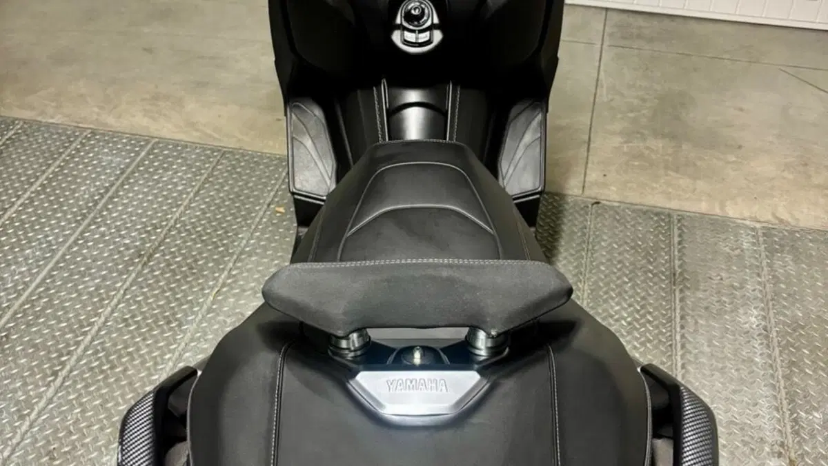 Yamaha X-Max 300 ABS (2017 - 20)  (7)