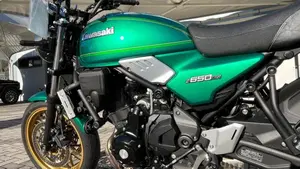 Kawasaki Z 650 RS (2022 - 24)  (4)