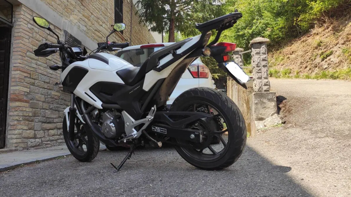 Honda NC700X ABS (2012 - 13)  (2)