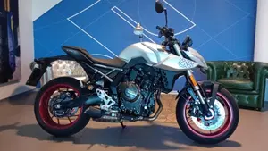 Suzuki GSX-8S (2025 - 26) 