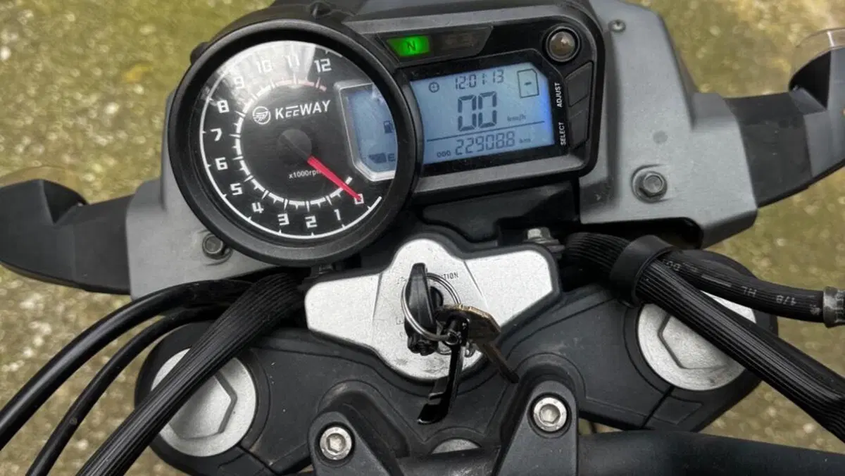 Keeway Motor RKV 125 (2012 - 17)  (3)