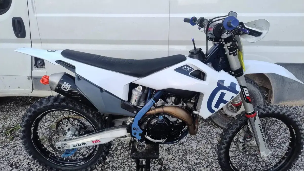 Husqvarna FC 450 (2020)  (2)