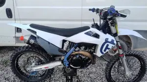 Husqvarna FC 450 (2020)  (2)