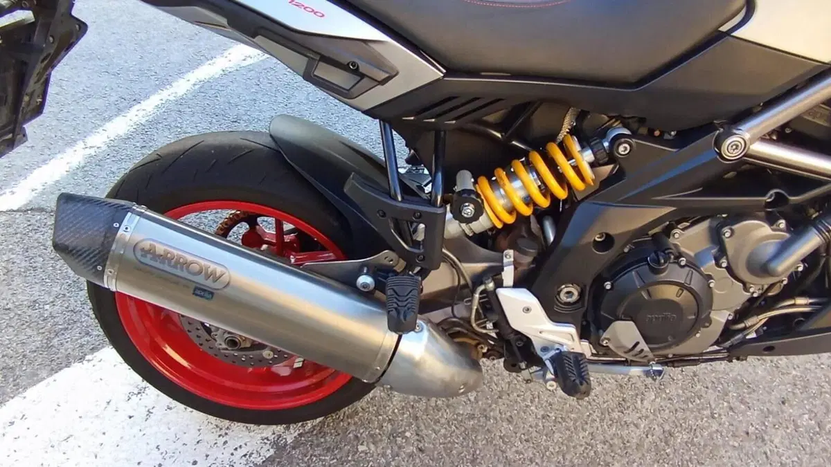 Aprilia Caponord ABS (2013 - 16)  (2)