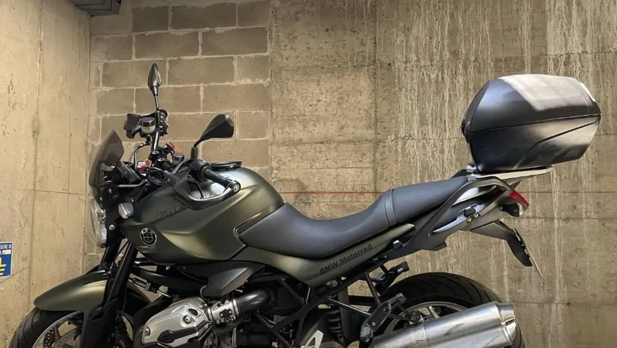 Bmw R 1200 R (2006 - 11)  (2)