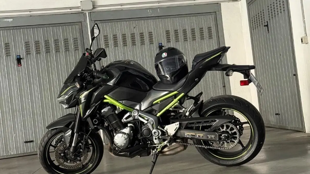 Kawasaki Z 900 (2017 - 18)  (4)
