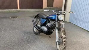 Harley-Davidson   (3)