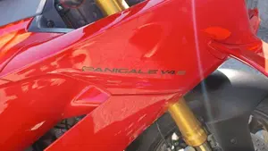 Ducati Panigale V4 S (2025 - 26)  (5)