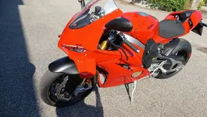 Ducati Panigale V4 S (2025 - 26)  (6)