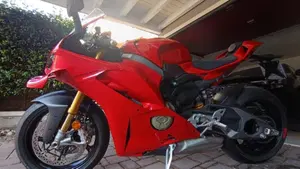 Ducati Panigale V4 S (2025 - 26)  (14)