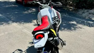 Ducati DesertX (2022 - 25)  (2)