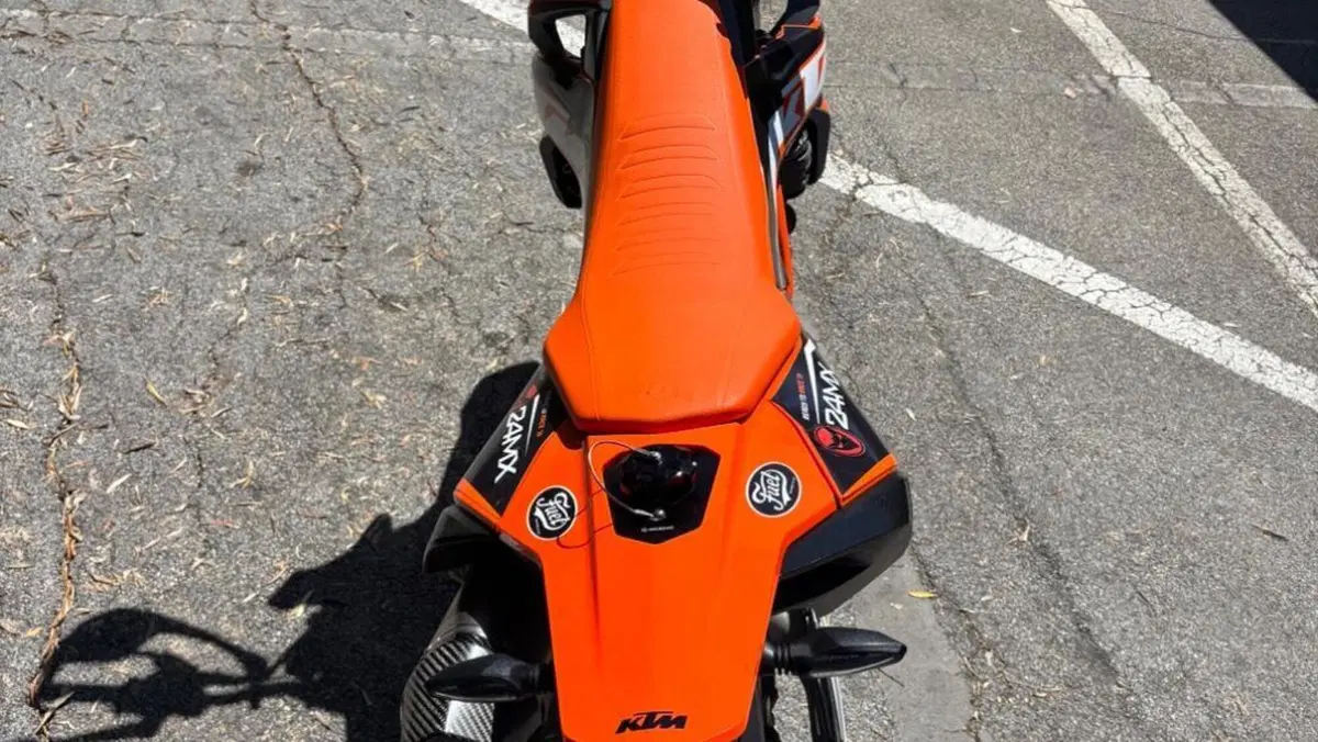 KTM 690 Enduro R (2022 - 25)  (3)