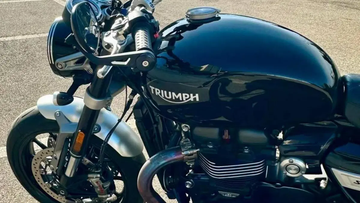 Triumph Speed Twin 1200 (2021 - 24)  (2)