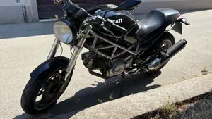 Ducati Monster 620 I.E. Dark (2002) 