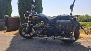 Royal Enfield Super Meteor 650 (2023 - 26)  (2)