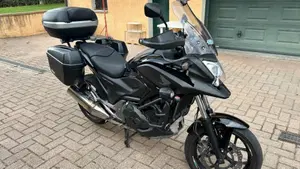 Honda NC 750 X ABS (2014 - 15)  (2)