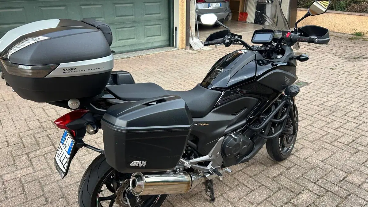 Honda NC 750 X ABS (2014 - 15)  (4)