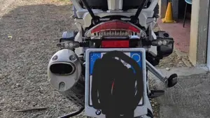 Bmw R 1200 GS (2010 - 12)  (6)