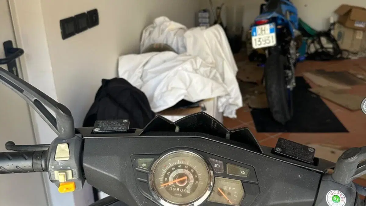 Kymco Agility 50 R12 (2019)  (4)