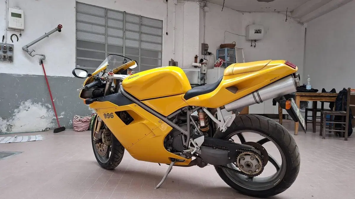 Ducati 996 Biposto (1998 - 01)  (2)