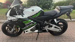 Honda CBR 600 RR (2003 - 04)  (2)