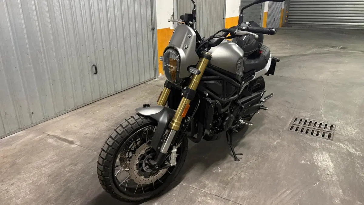 Benelli Leoncino 800 Trail (2022 - 26)  (2)