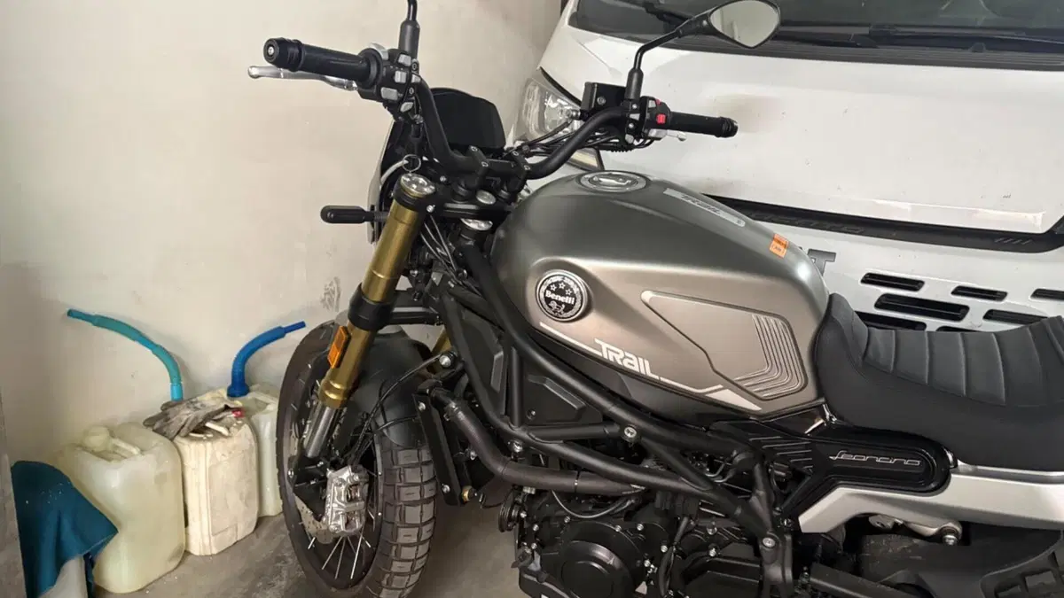 Benelli Leoncino 800 Trail (2022 - 26)  (4)
