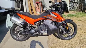 KTM 890 Adventure L (2022)  (2)