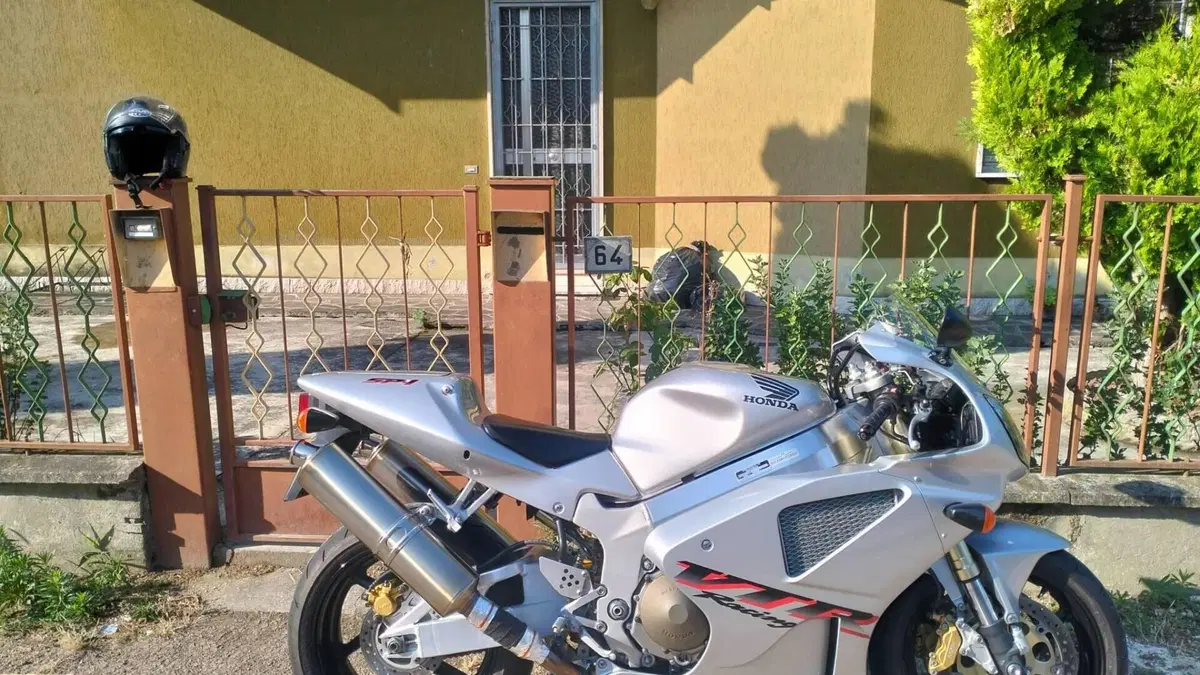 Honda VTR 1000 SP-1 (2000 - 01) 