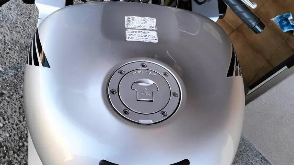 Honda VTR 1000 SP-1 (2000 - 01)  (5)