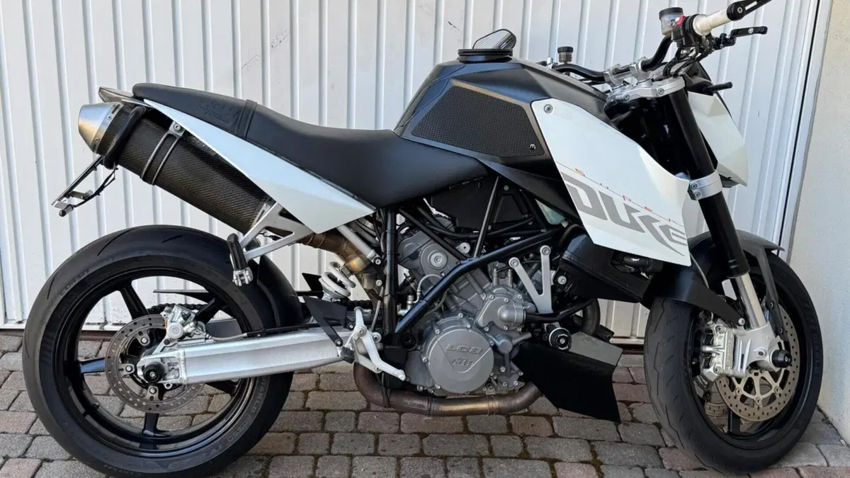 KTM 990 Super Duke (2007 - 11) 