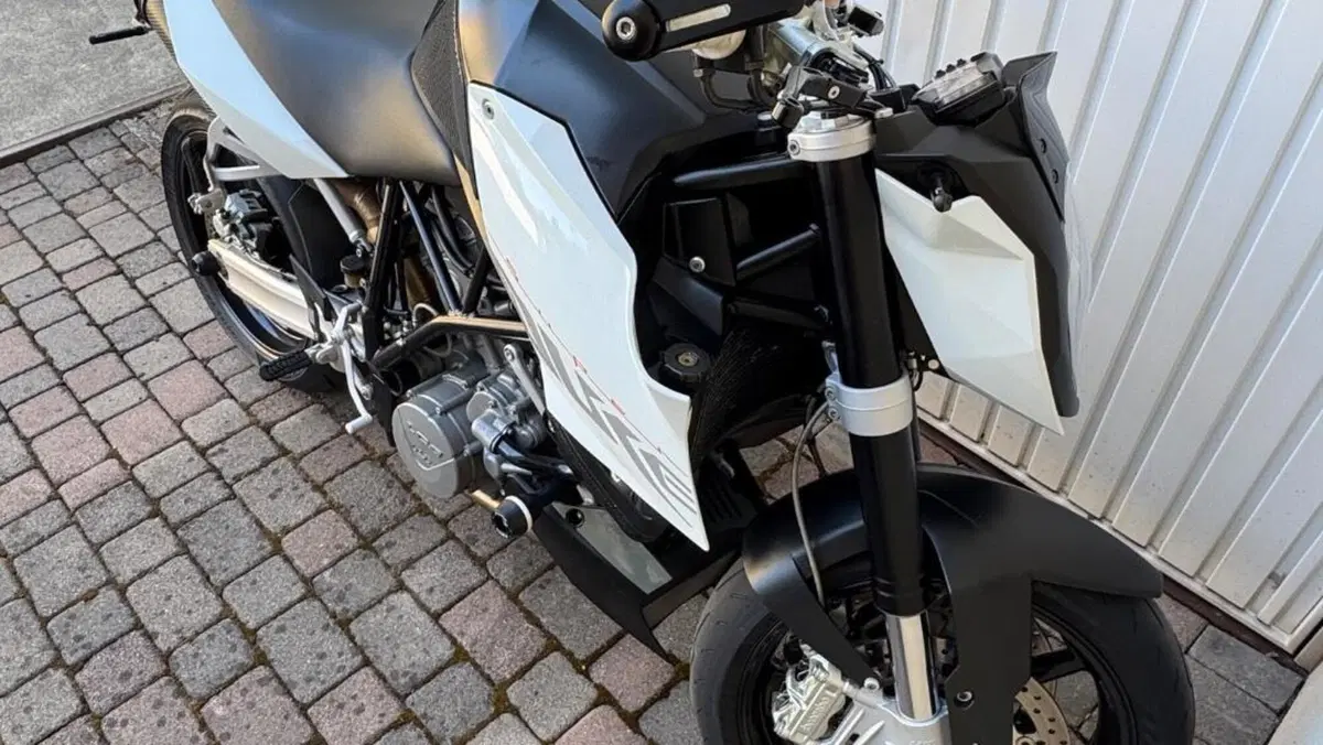 KTM 990 Super Duke (2007 - 11)  (3)