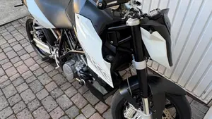 KTM 990 Super Duke (2007 - 11)  (3)