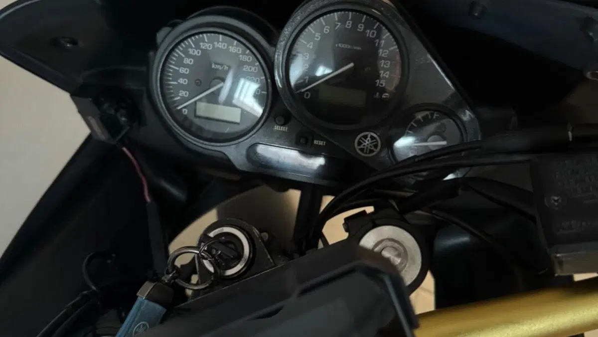 Yamaha FZ6 Fazer (2004 - 07) 