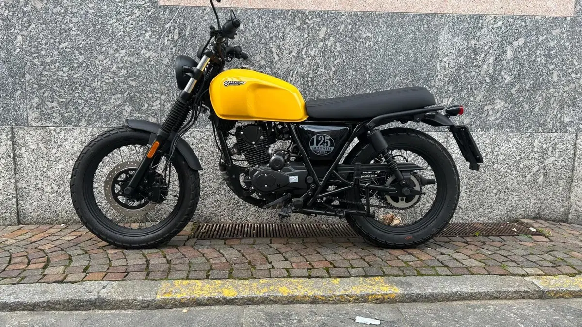 Brixton Motorcycles Cromwell 125 CBS (2021 - 26)  (2)