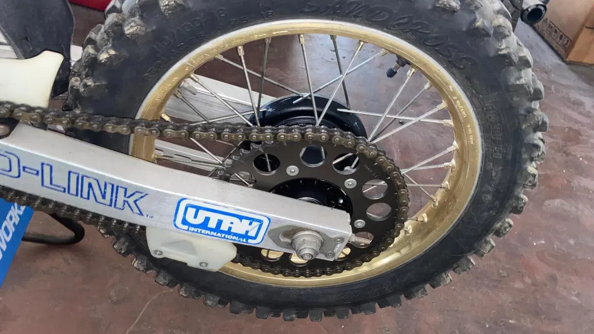 Honda CR 250  (4)