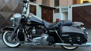 Harley-Davidson 1584 Road King Classic (2007 - 11) - FLHRCI  (2)