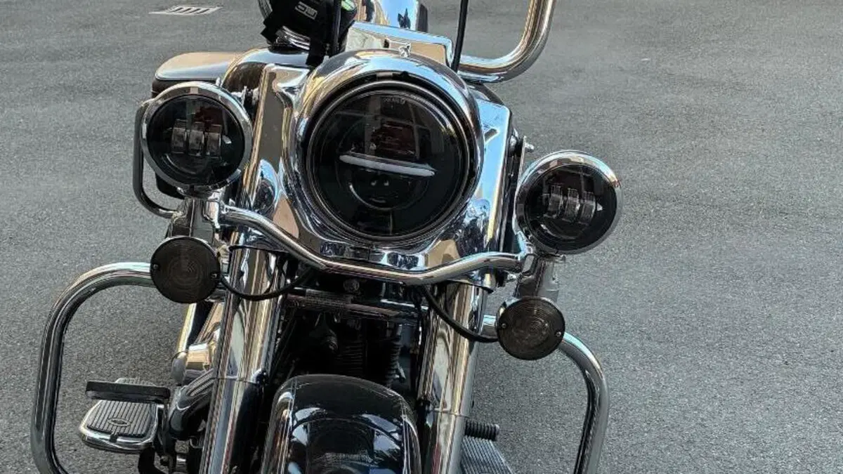 Harley-Davidson 1584 Road King Classic (2007 - 11) - FLHRCI  (4)