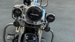 Harley-Davidson 1584 Road King Classic (2007 - 11) - FLHRCI  (4)