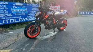 KTM 890 Duke R (2021 - 23)  (5)