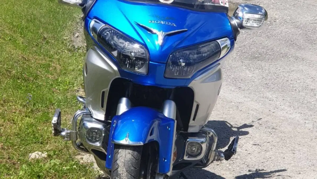 Honda GL 1800 Gold Wing (2012 - 17)  (3)