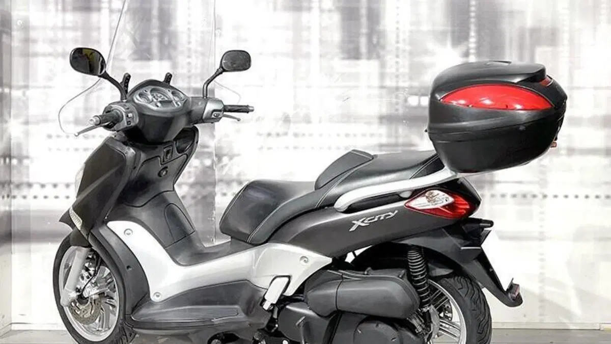 Yamaha X-City 250 (2006 - 16)  (2)