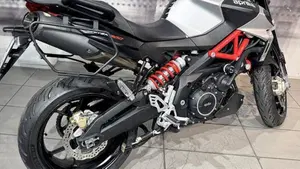 Aprilia Shiver 900 ABS (2017 - 18)  (4)