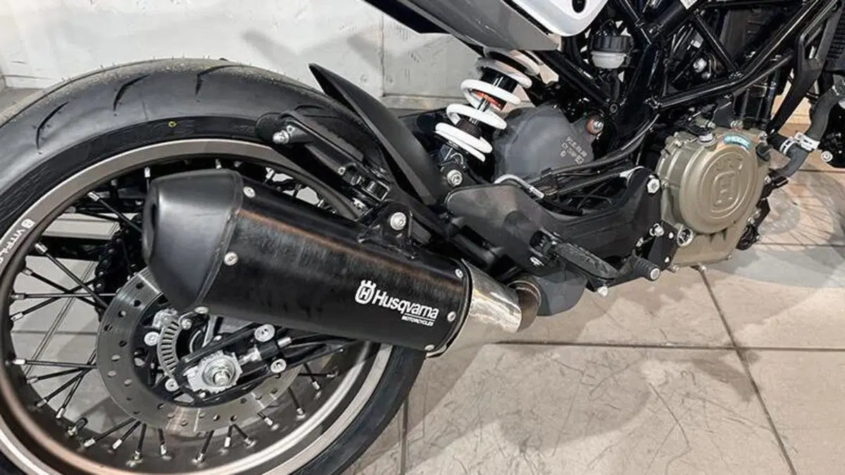 Husqvarna Vitpilen 401 (2021 - 23)  (3)