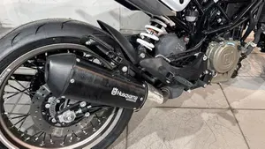 Husqvarna Vitpilen 401 (2021 - 23)  (3)