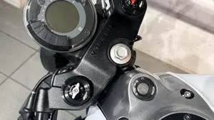 Husqvarna Vitpilen 401 (2021 - 23)  (5)