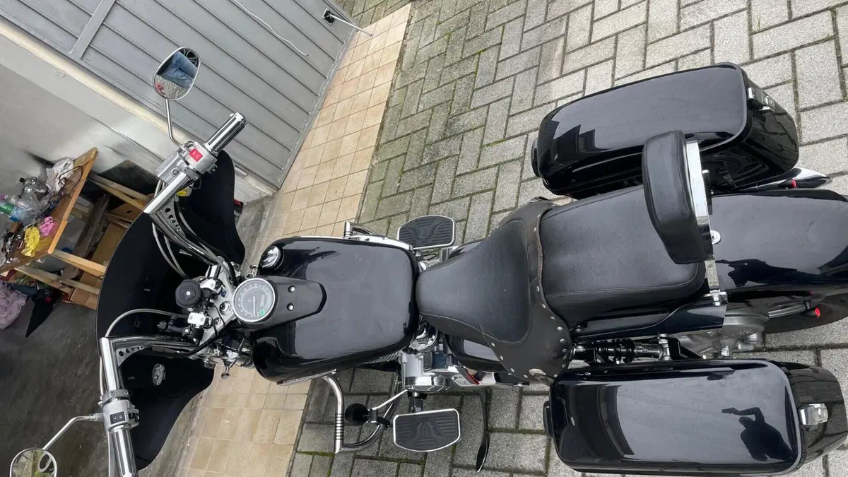 Honda VT 750 Shadow Spirit  (3)