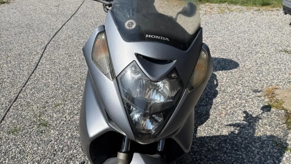 Honda Silver Wing 600 (2001 - 05) 