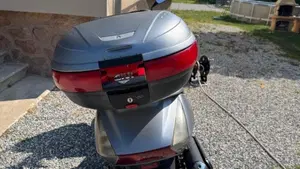 Honda Silver Wing 600 (2001 - 05)  (3)
